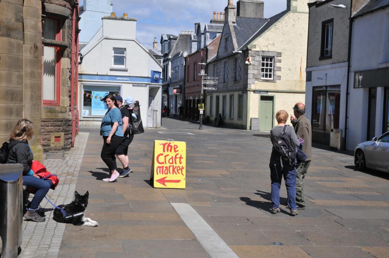 No5 Esplanade Court, Stornoway Town Centre Apartment Exterior foto